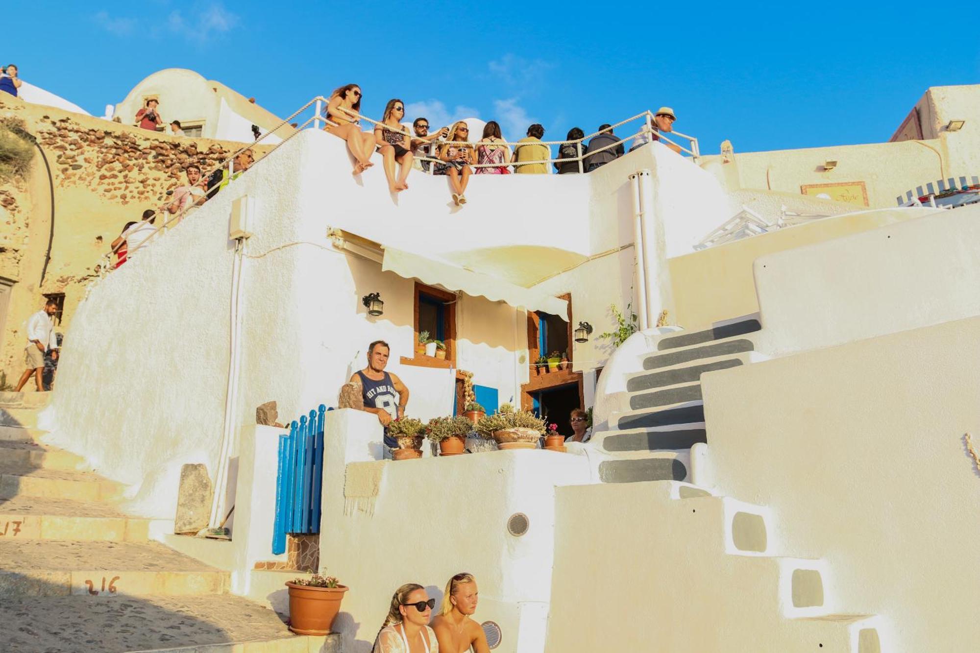 Santorini Paradise Cave Ия
